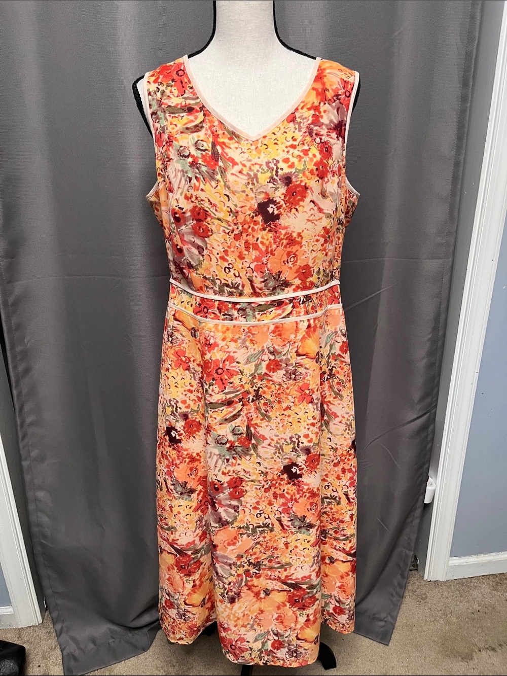 Norton McNaughton Coral-Orange Floral V-Neck Midi Dress
